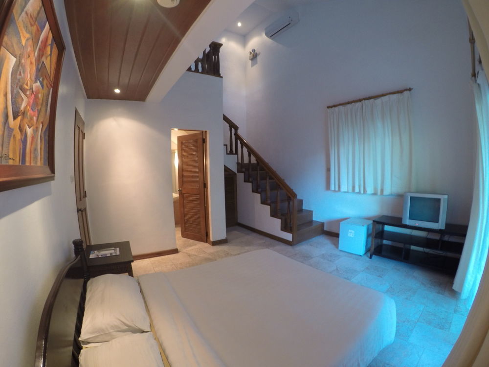 Pinjalo - Jade Hill Project Development 3*